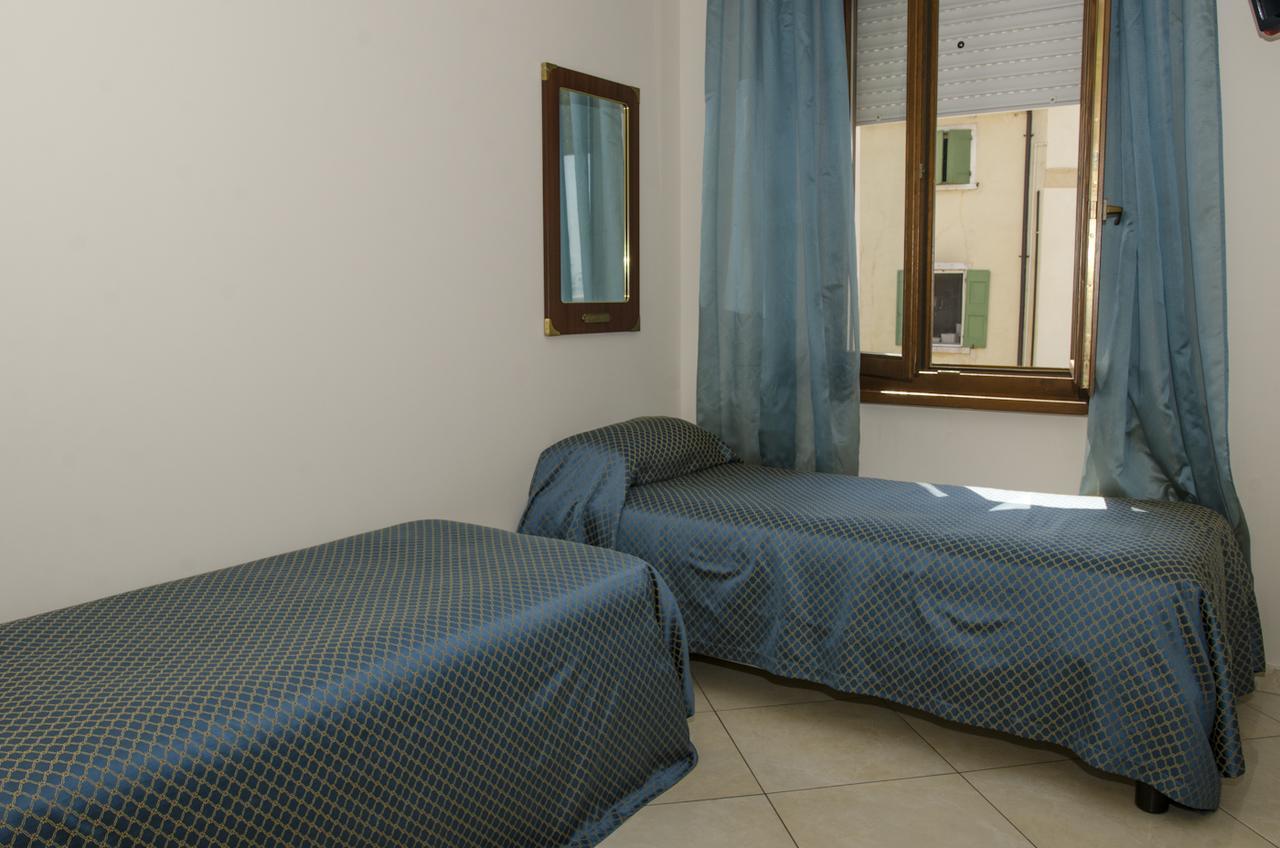 Hotel Miralago Lazise Pokój zdjęcie